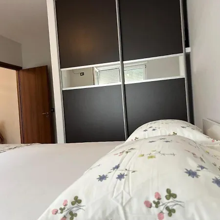 On The Promenade * Vlorë